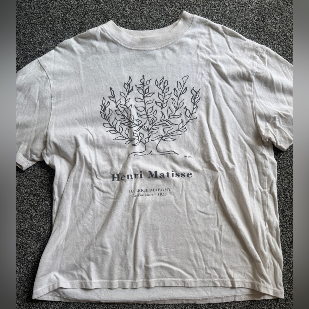 Women’s Abercrombie & Fitch White Graphic Tee